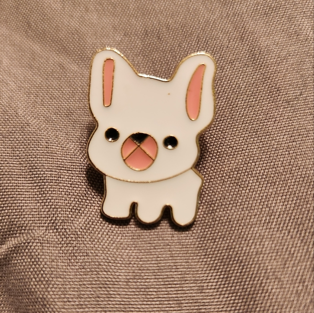 🎉 White Dog Pin
